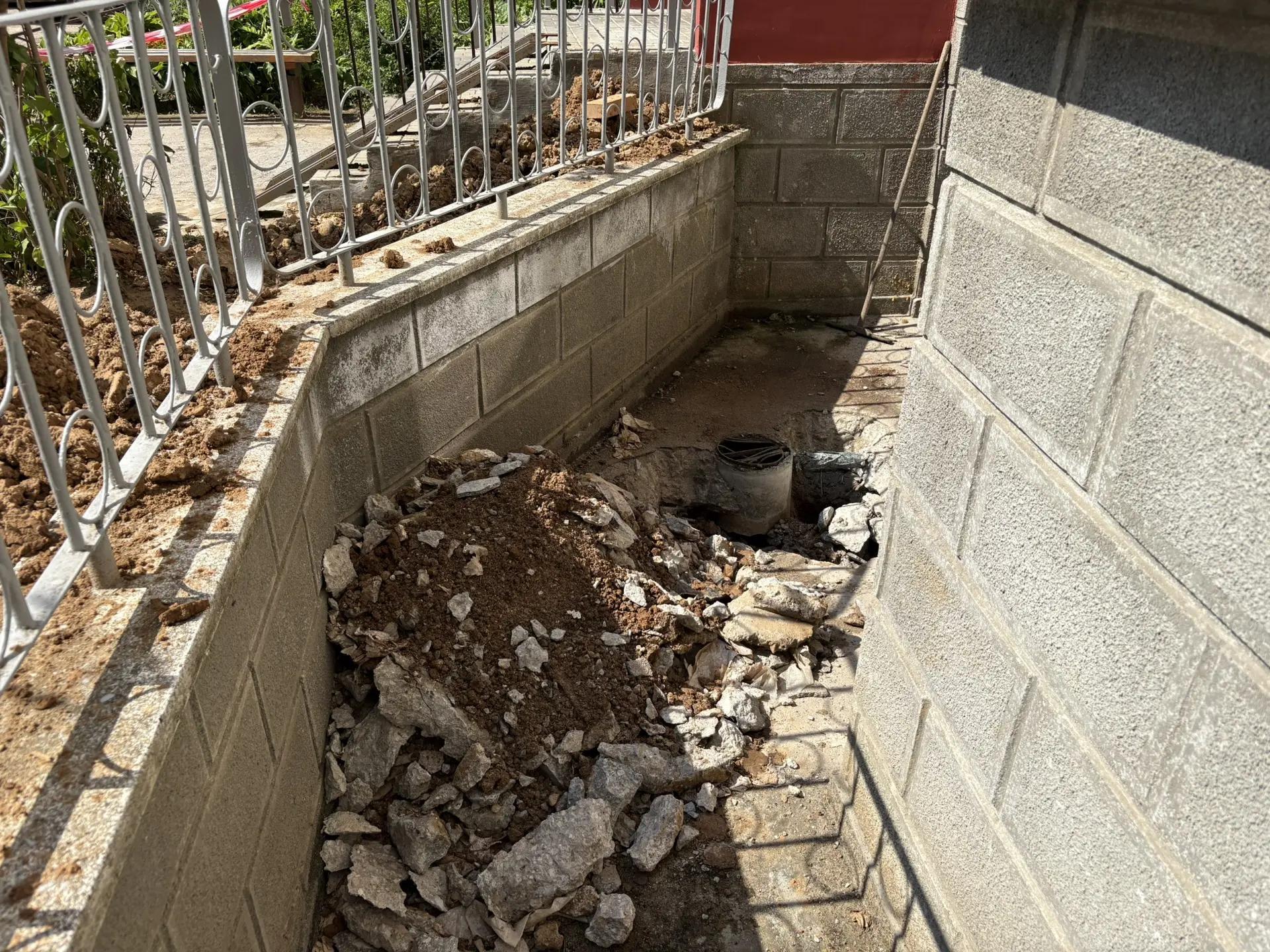 Замена выпускной канализационной трубы ул. Всточный тупик д. 4 корп. 2